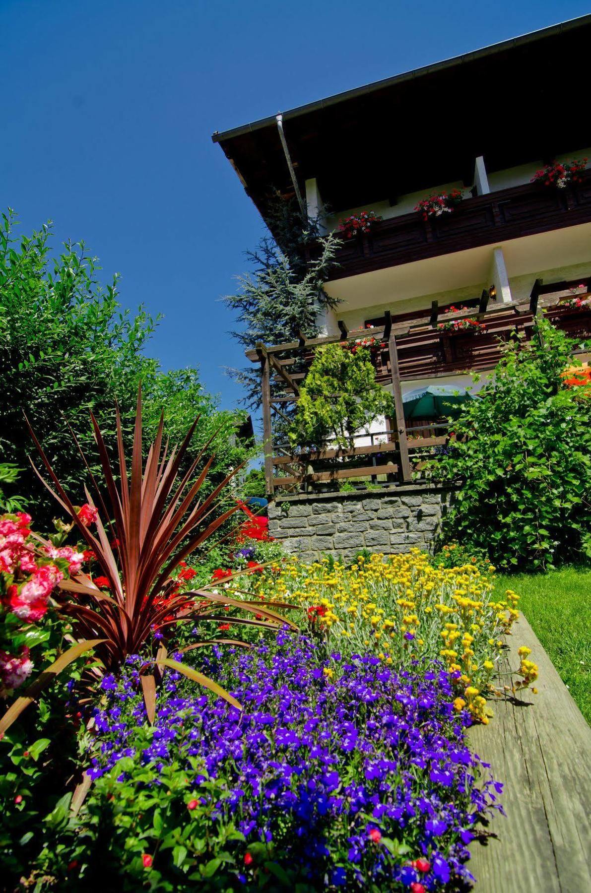 Haus Andrea Hotel Seeboden Exterior foto